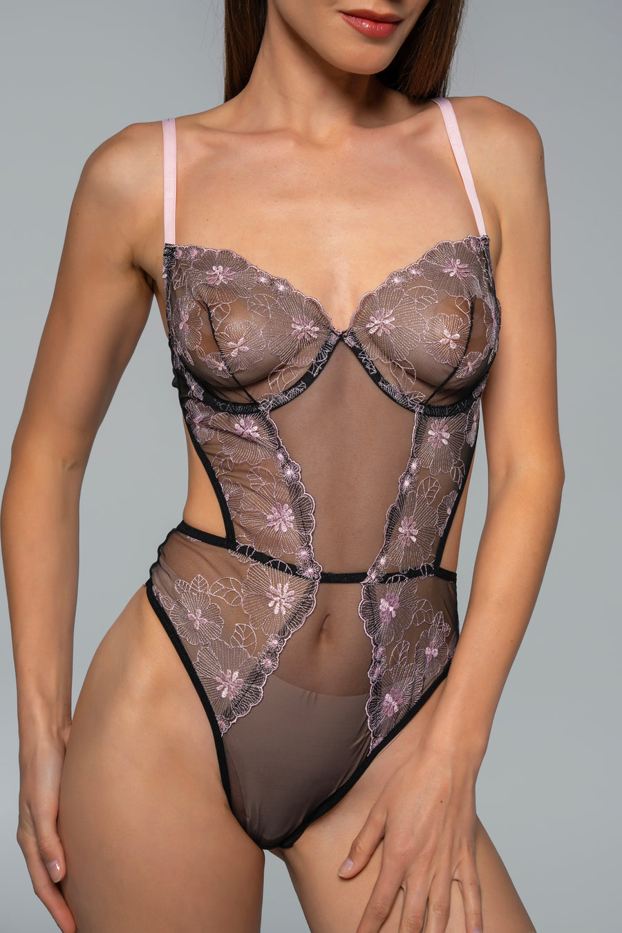 Çiçek Desenli Dantelli Bodysuit